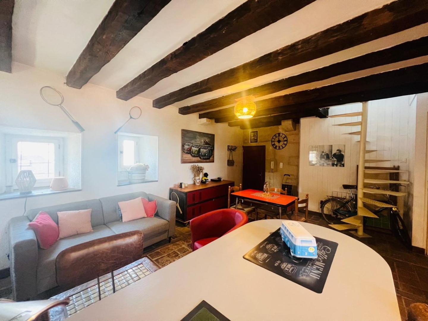 So British ! Appart Atypique Et Sa Petite Terrasse ปัวติเยร์ ภายนอก รูปภาพ
